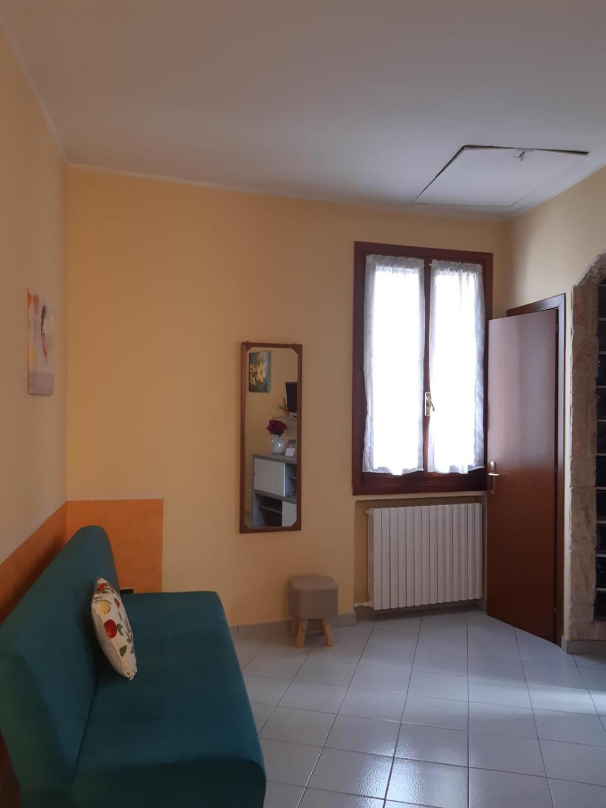 Апартаменты Stylish Flat "Il Sole" Nova Milanese Экстерьер фото